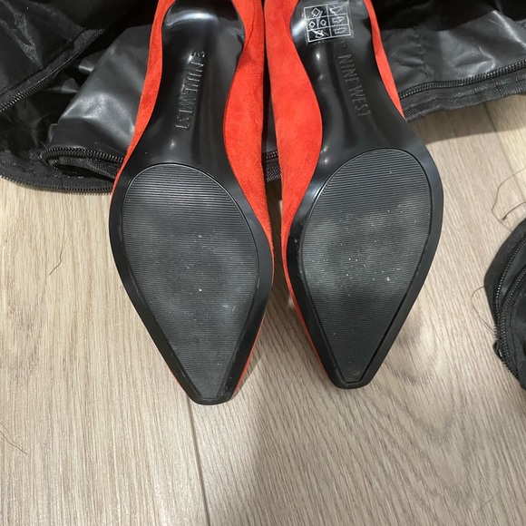 Nine West Suede Shoes - Picture 6 of 6